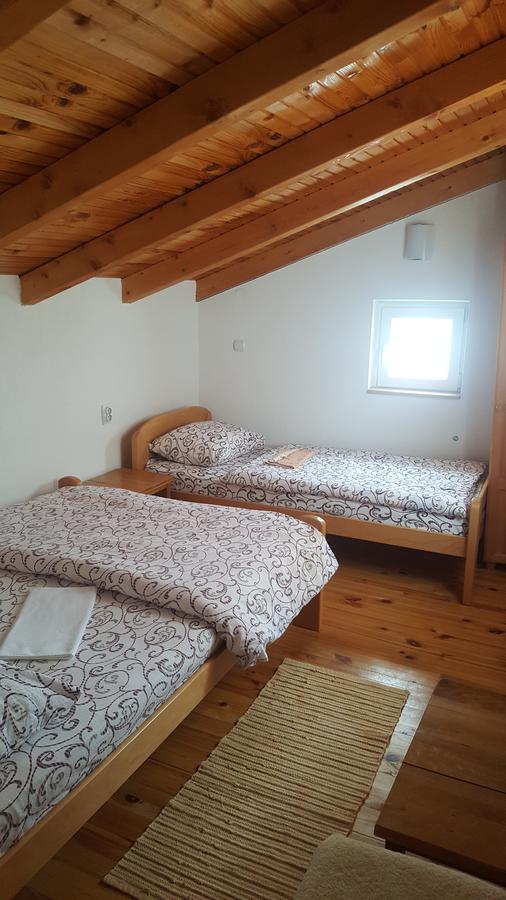 Pansion I Restoran ,, Pogled" Hotel Han Pijesak Exterior foto