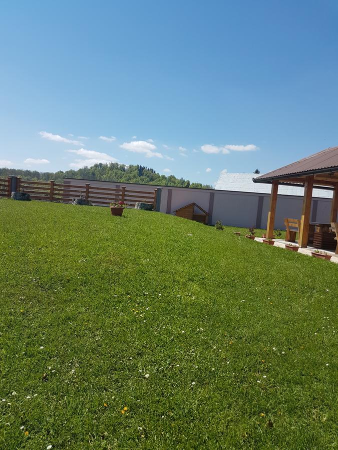 Pansion I Restoran ,, Pogled" Hotel Han Pijesak Exterior foto