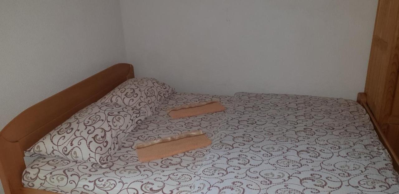 Pansion I Restoran ,, Pogled" Hotel Han Pijesak Exterior foto